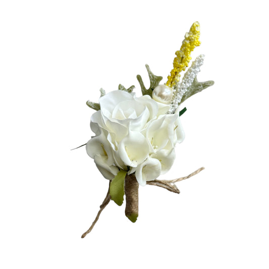 Elegant Garden Wedding Boutonniere